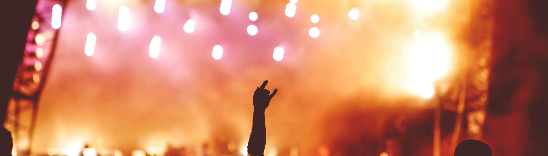 lee-blanchflower-1dW1vEJLlCQ-unsplash